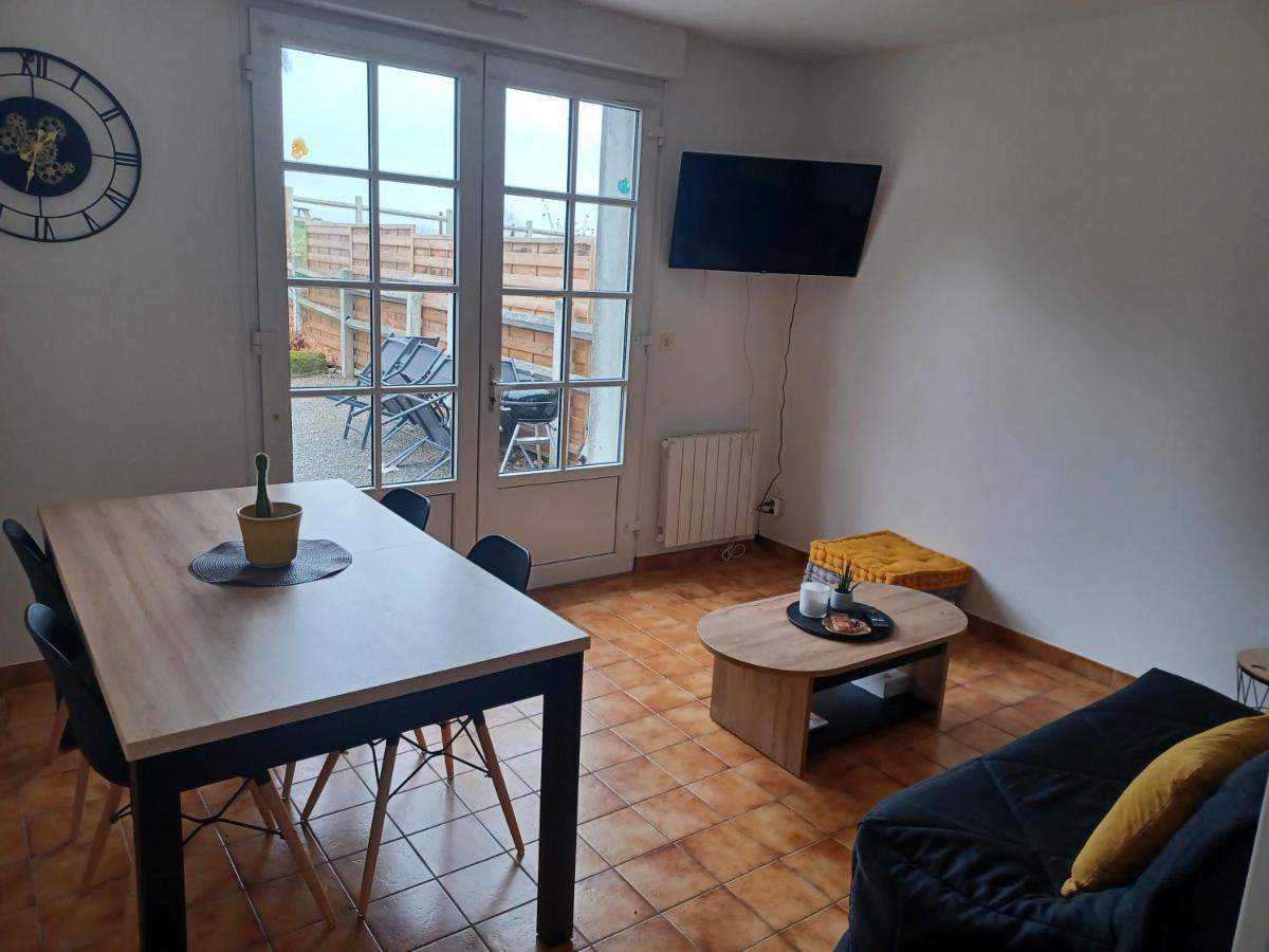 Maison Chaleureuse Avec Terrasse Et Vue Baie Avranches Exteriör bild